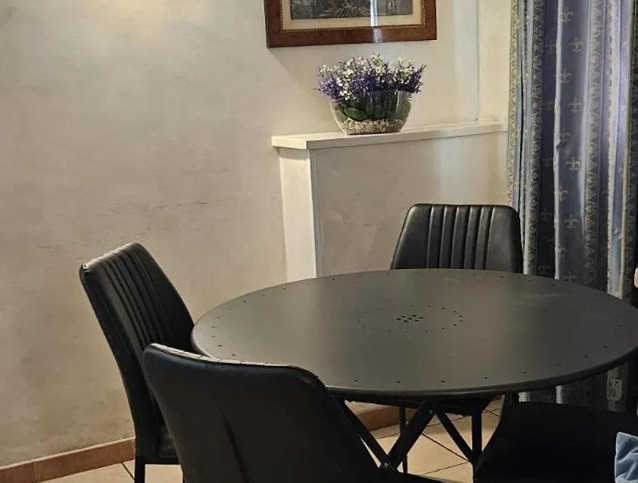 Apartment Julia Guesthouse Trevi - Spagna-1