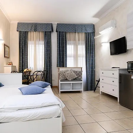 Apartment Julia Guesthouse Trevi - Spagna-3